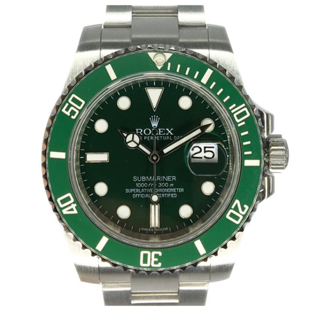 緑色のふちの腕時計